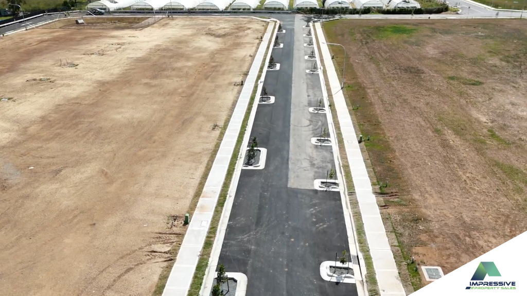 The new road running through Diluma at Austral, from the air
